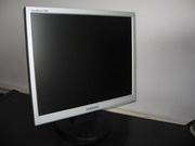 Продам ЖК-монитор Samsung SyncMaster 720N